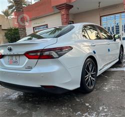 تۆیۆتا کامری